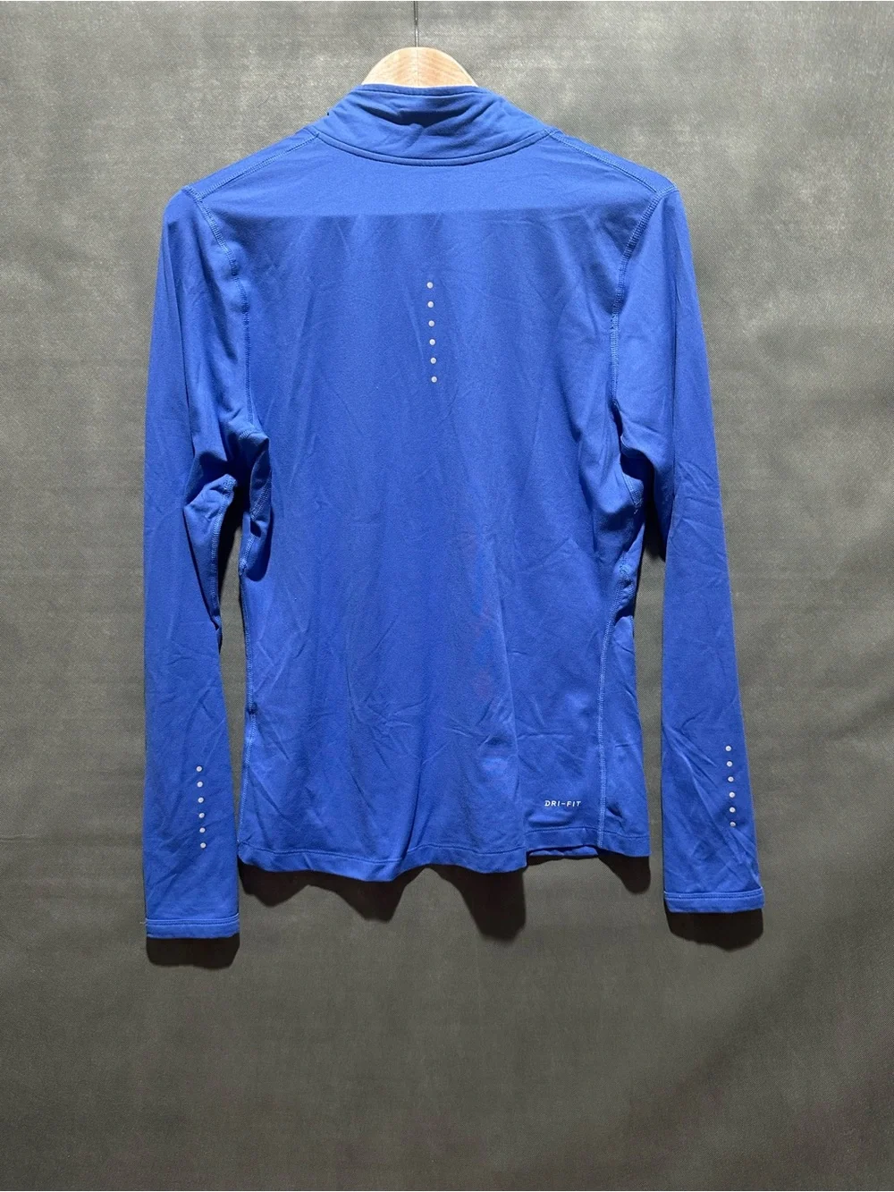 Nike Running Dri-Fit 1/4 Zip Blue Long Sleeve Pullover Thumbholes Size M